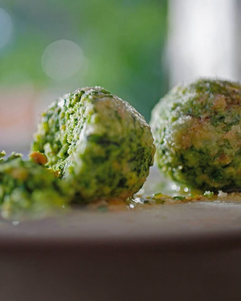 Canederli agli spinaci con burro fuso
