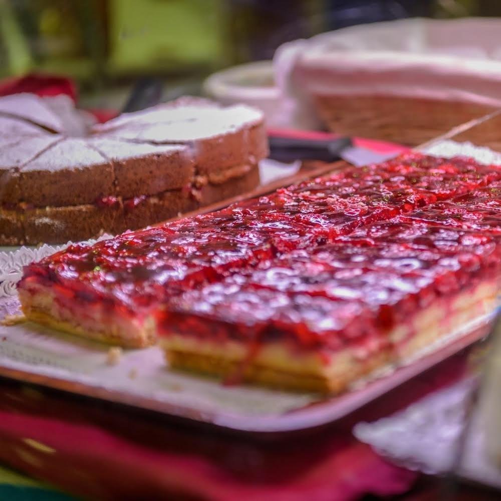 Torta artigianale ai frutti di bosco